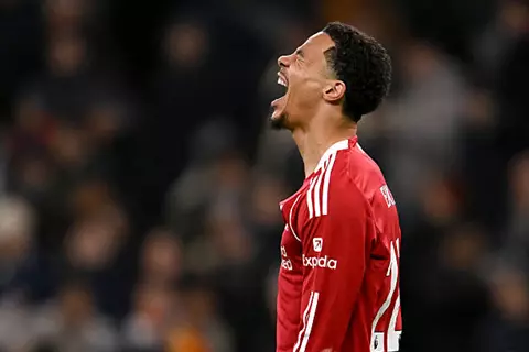 إيكيتيكي: مباراة توتنهام وليفربول لم تكن كرة قدم.. بل حربا